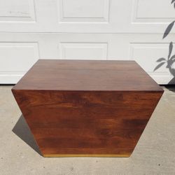 Coffee Table  - Excellent Condition