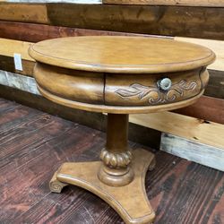 Round Solid Wood Accent Table With 3 Drawers