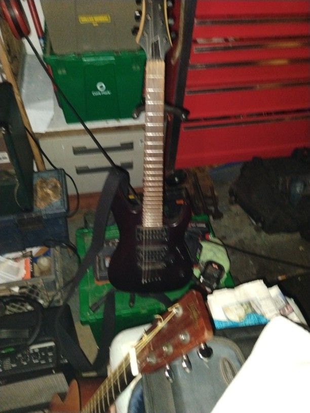 Mitchell Guitar Six Strain