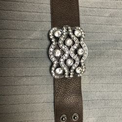 Costume Jewlrey. Very Nice Leather And Rhinestone Bracelet