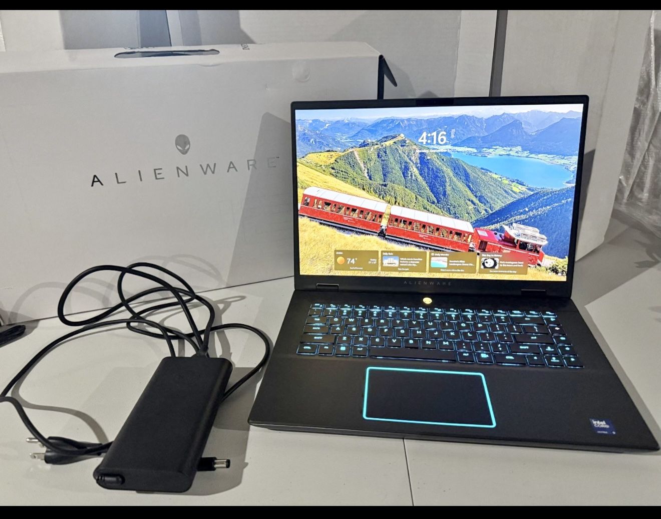 Alienware M16 R2 16” QHD Ultra 9 185H 32Gb/1TB SSD RTX 4070 Gaming ...