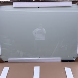 Huge Brand New Glass Whiteboard 6’x4’ 