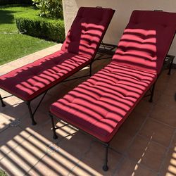 Chaise Lounge Chairs