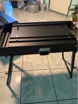 Griddle holder stand