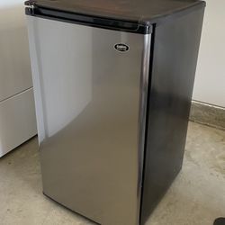 Mini Bar Refrigerator 
