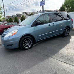 2008 Toyota Sienna