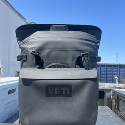 Yeti M20 Backpack Soft Cooler 