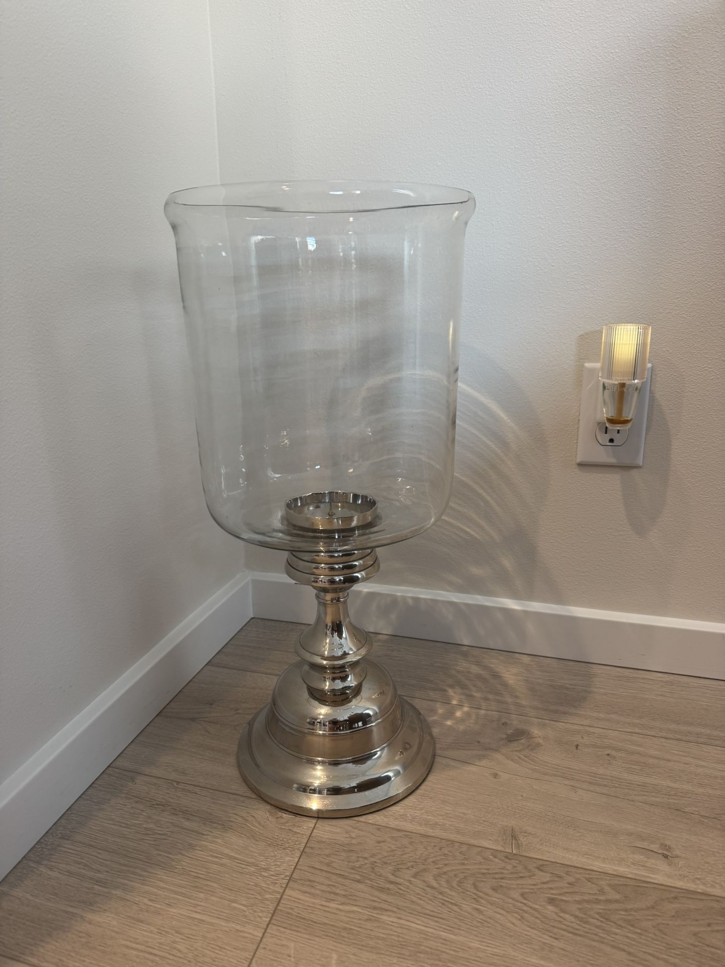 Big Candle Holder