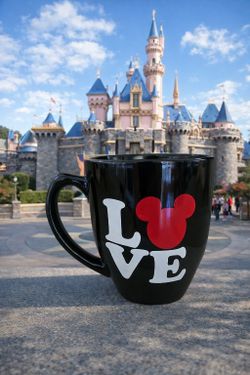 Disney Mickey Mouse Black Coffee Mug Microwave Dishwasher Safe 2013