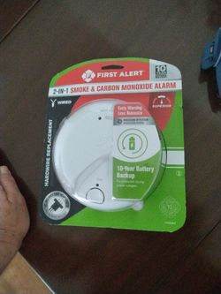 First Alert 2-in-1 Smoke & Carbon Monoxide Alarm