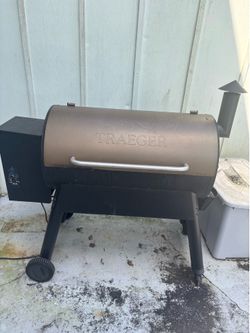 Traeger 34 Pro Pellet Smoker