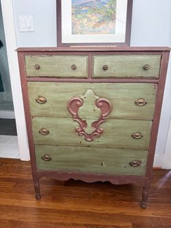 Antique 5 draw dresser