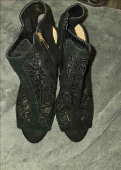 Jessica Simpson Nynette Peep Toe Booties Size 8.5M