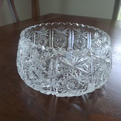 Vintage American Brilliant Cut Lead Crystal  Decorative Center Piece Bowl 