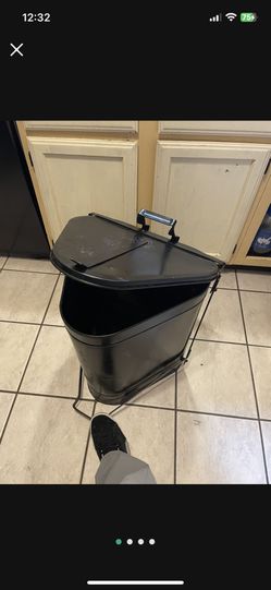 Industrial Trash Can, Vintage Eagle auto body car mechanic shop oil rag Trash can model #906-FL Black bin