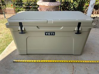 Cooler - Yeti Tundra 75 cooler
