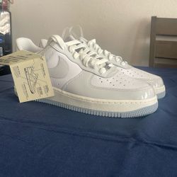 Nike Air Force 1 ‘07 “Photon Dust”