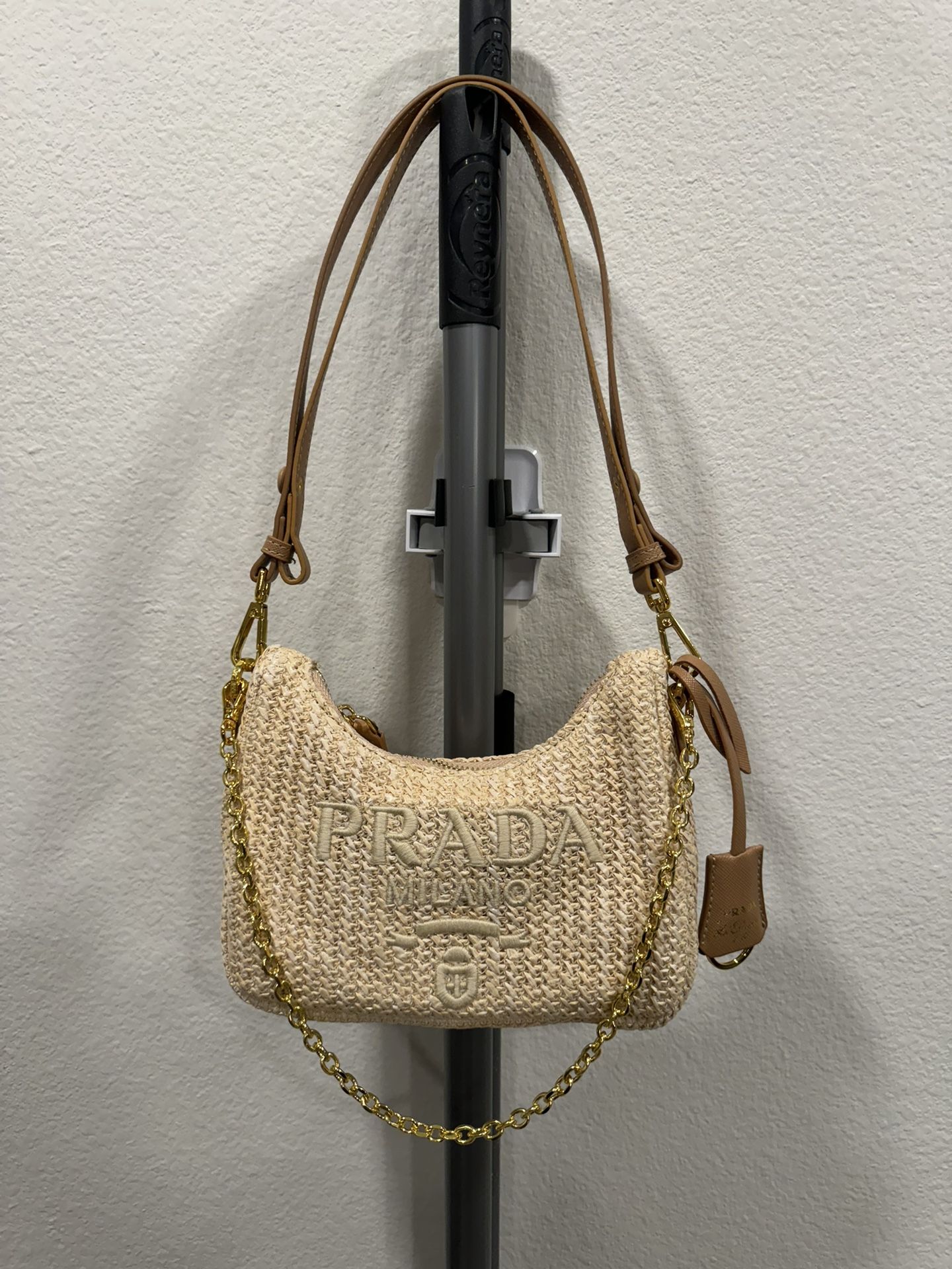 Prada Re-Edition 2005 logo raffia crossbody bag