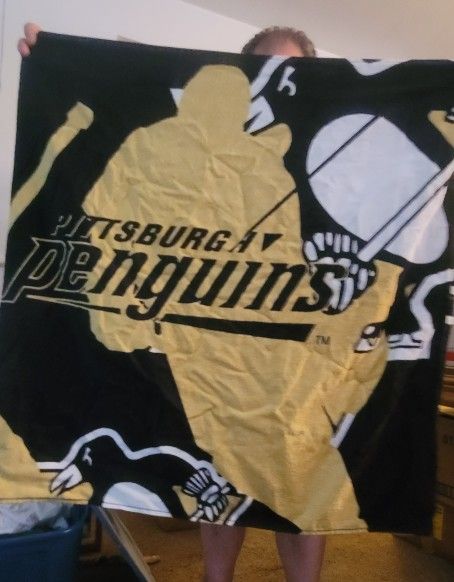 New Pittsburgh Penguins Beach Towel Only $20