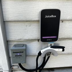 JuiceBox Enel X Charging Station Electric Car EV 40 Amp