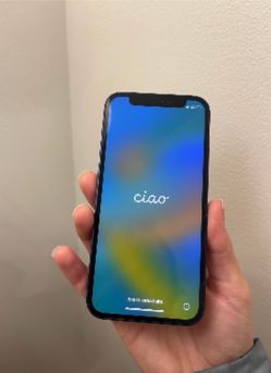 Apple iPhone 12 (64GB)