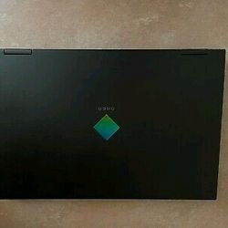 HP OMEN 15 inch (512GB M.2 SSD, i7-10750H CPU, 16GB RAM, NVIDIA RTX 2060 Max-Q)