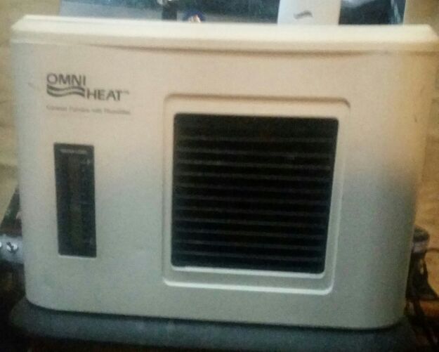 Omni heat ceramic heater with humidifier