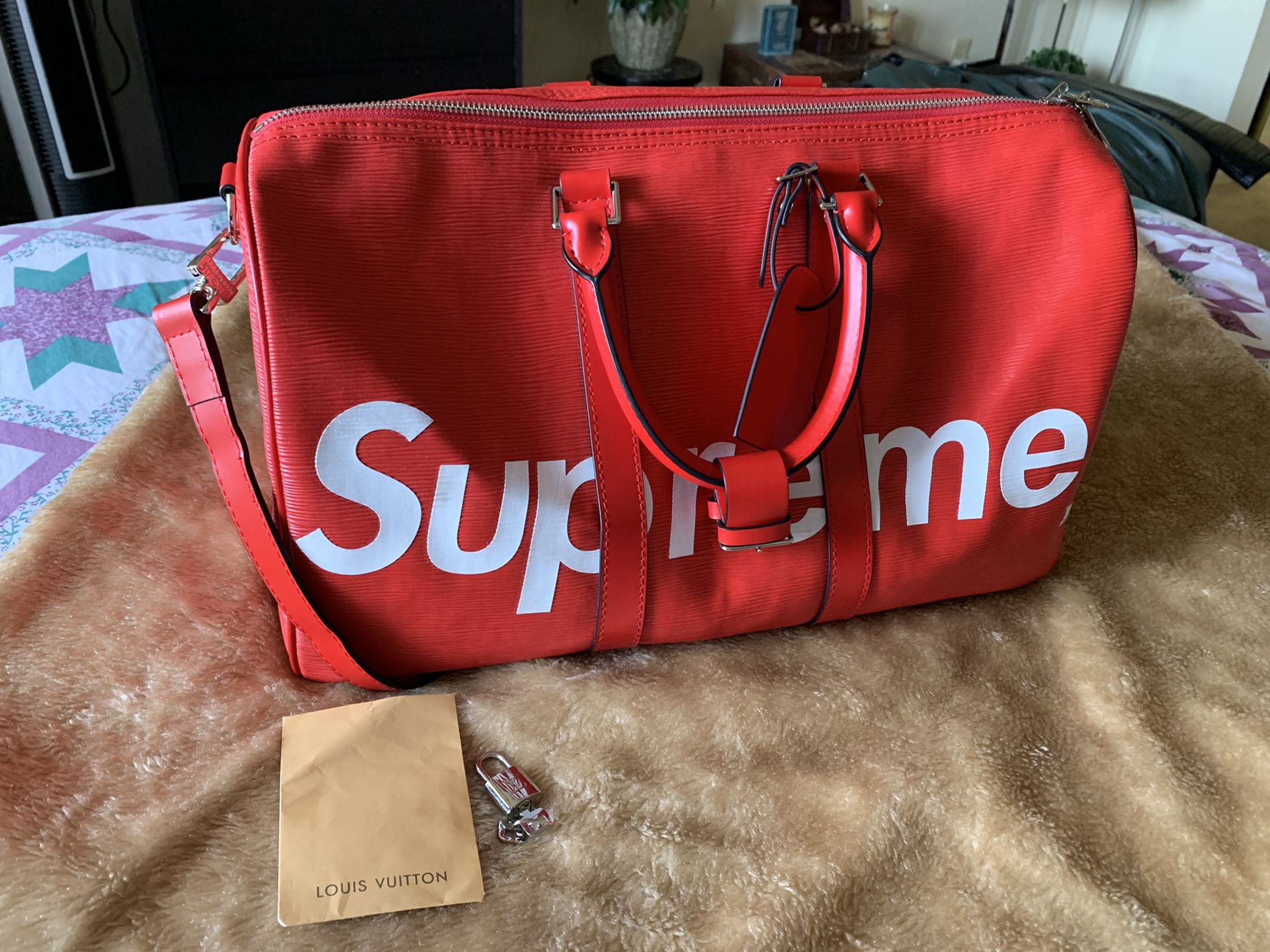 Louis Vuitton X Supreme LV Supreme Red Epi Keepall Bandouliere 45 With Strap