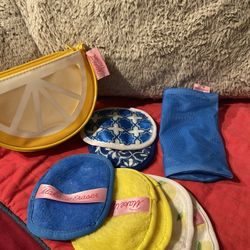 Brand New Make Up Eraser Set