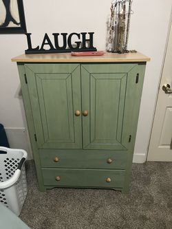 Dresser