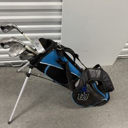 Wilson Jr Golf Clubs And Bag