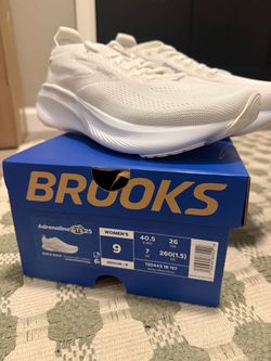 Brooks Adrenaline GTS 25 Women's Size 9