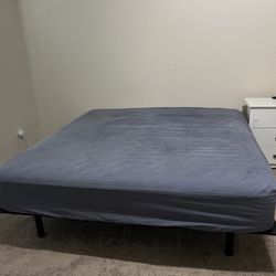 King Adjustable Bed Frame With Mattress 