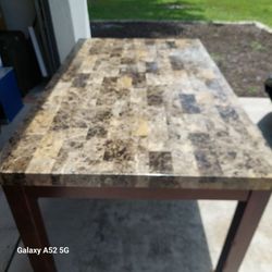 Dining room set for 4