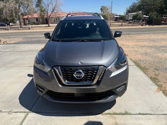 2020 Nissan kicks sr