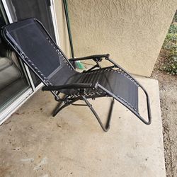 Pair of Zero Gravity Chairs 