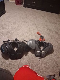 X small and small shoulder pads
