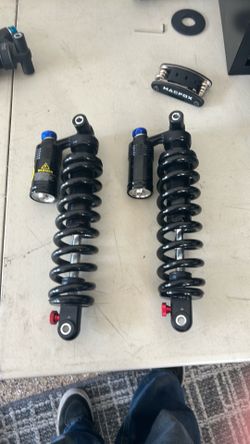 2x KKE rear suspension please read description
