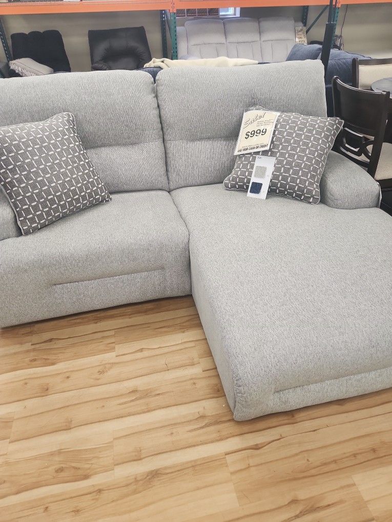 Ackles Place Power Reclining 2 Pc Sectional