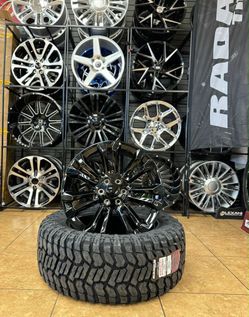 Rines 22x9 6x139 con Llantas 285/45/22