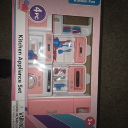 🆕️ 4 PIECE KITCHEN APPLIANCE SET WITH LOTS OF ACCESSORIES 