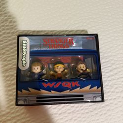 Little People STRANGER THINGS WSQK Steve Robin Dustin 3 Pack In Hand!!