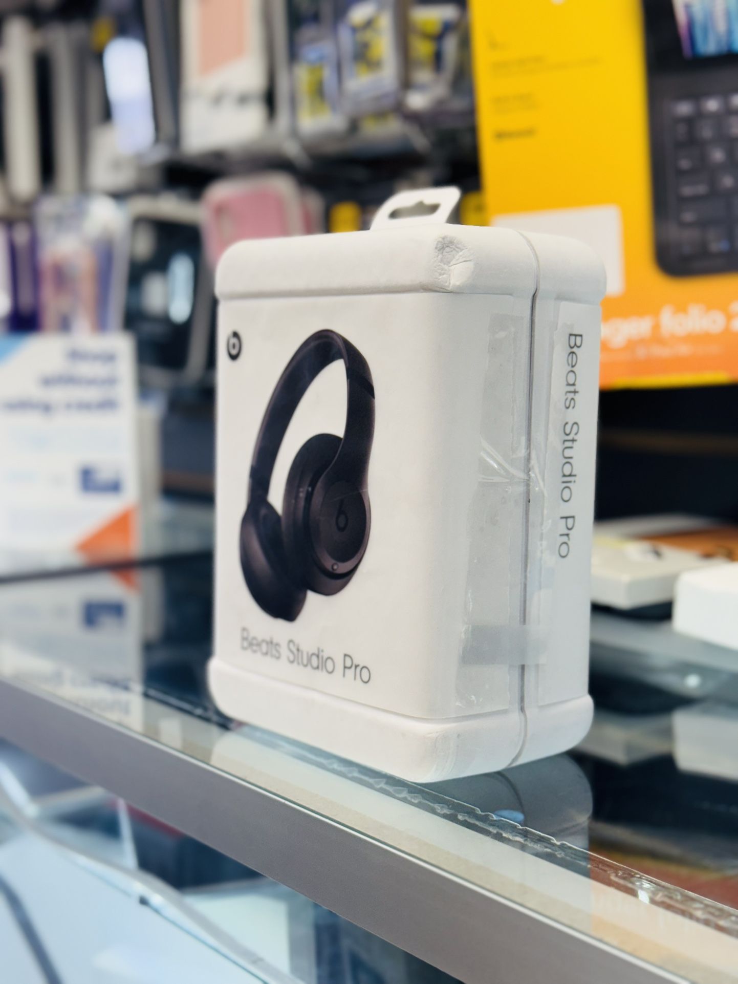 Beats Studio Pro