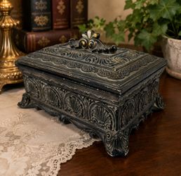 Vintage Rococo Style Resin Jewelry Trinket Box Hinged Lid Faux Bronze 9”