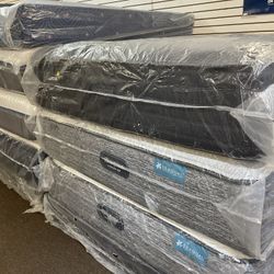 QUEEN SIZE BEAUTY-REST BLACK C CLASS 🔥‼️ 