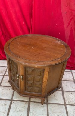 Vintage Spanish Revival Drum End Table / Cabinet