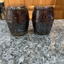 Vintage ceramic Barrel salt and pepper shakers.  Size 3 Inches Tall.  Preowned No Stoppers 