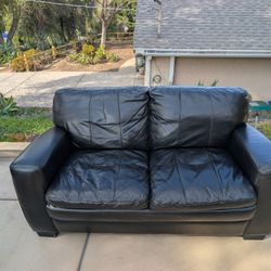 Black Leather Loveseat – Comfortable, Modern