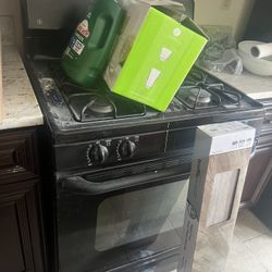 Gas Stove &  Fridge/ Freezer For Sale 