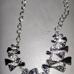 Paparazzi Necklace Set 